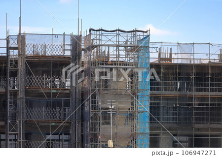 建築工事現場　イメージ 106947271