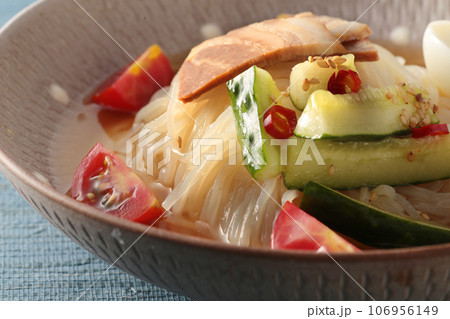 冷麺 冷麺 106956149