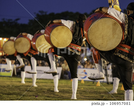 沖縄エイサー 106957081