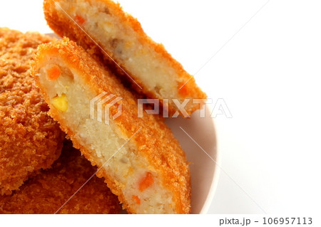 スーパーの安いポテトコロッケ スーパーの安いポテトコロッケ 106957113