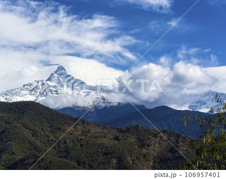 ネパール・アンナプルナ山系マチャプチャレ / Mt. Machhapuchhare, Nepal ネパール・アンナプルナ山系マチャプチャレ / Mt. Machhapuchhare, Nepal 106957401