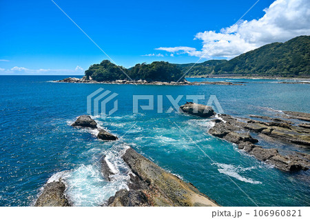 高知県 土佐清水 足摺岬 竜串海岸 足摺海洋館 足摺海底館と海岸 高知県 土佐清水 足摺岬 竜串海岸 足摺海洋館 足摺海底館と海岸 106960821
