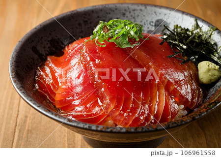 まぐろの漬け丼 106961558