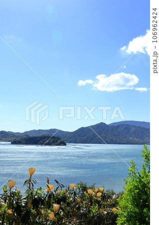 大芝島から三津口湾 柏島 野呂山方面を望む 大芝島から三津口湾 柏島 野呂山方面を望む 106962424
