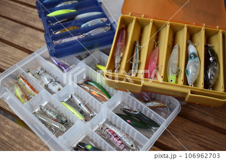 シーズン開幕前のメバル用ルアーの確認、大き目ルアーで大型狙いにも対応 シーズン開幕前のメバル用ルアーの確認、大き目ルアーで大型狙いにも対応 106962703