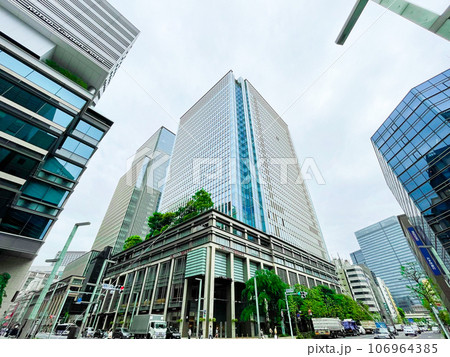 東京日本橋・室町三丁目交差点 東京日本橋・室町三丁目交差点 106964385