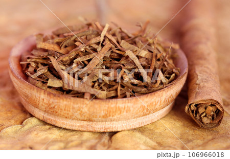 Dry tobacco leaves Dry tobacco leaves 106966018