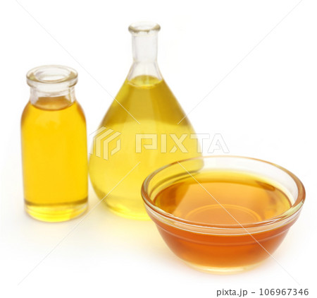 Cooking oil in different containers Cooking oil in different containers 106967346