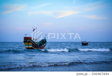 Fishing boat at the shore Fishing boat at the shore 106967884