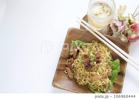 焼豚入り油そば 焼豚入り油そば 106968444