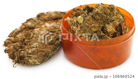 Medicinal cannabis 106968524