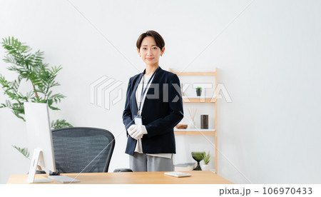 女性鑑定士イメージ 女性鑑定士イメージ 106970433