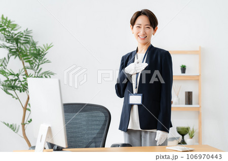 女性鑑定士イメージ 106970443