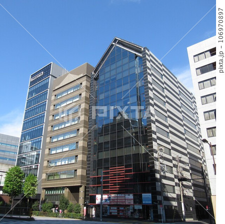 神田須田町二丁目付近 106970897