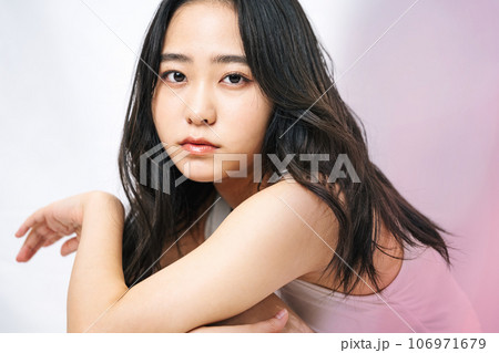 若い女性のビューティーイメージ 若い女性のビューティーイメージ 106971679
