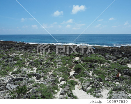 台湾最南端・鵝鑾鼻の海岸 台湾最南端・鵝鑾鼻の海岸 106977630