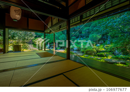 長野県　下諏訪　岩波家庭園 106977677