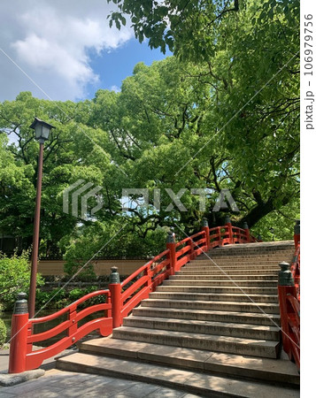 大宰府天満宮-赤い橋-晴天 大宰府天満宮-赤い橋-晴天 106979756