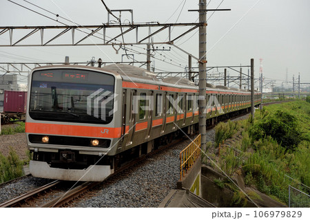 武蔵野線を走るE231系普通電車8両 106979829