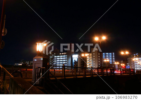 広瀬橋の夜景(宮城県仙台市) 広瀬橋の夜景(宮城県仙台市) 106983270