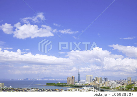 美しい福岡の都市風景 106988307