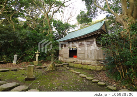 越前海岸 雄島の大湊神社 拝殿 越前海岸 雄島の大湊神社 拝殿 106988500