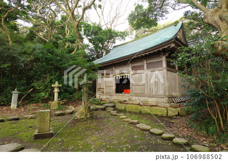 越前海岸 雄島の大湊神社 拝殿 越前海岸 雄島の大湊神社 拝殿 106988502