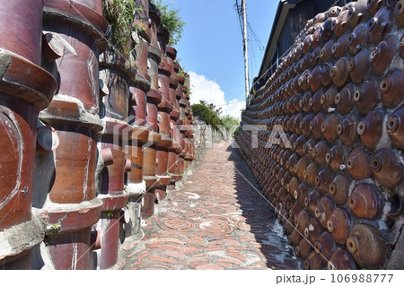 常滑やきもの散歩道土管坂 常滑やきもの散歩道土管坂 106988777