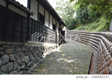 廻船問屋瀧田家とでんでん坂 106989247