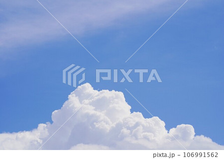 青空に漂う入道雲 106991562