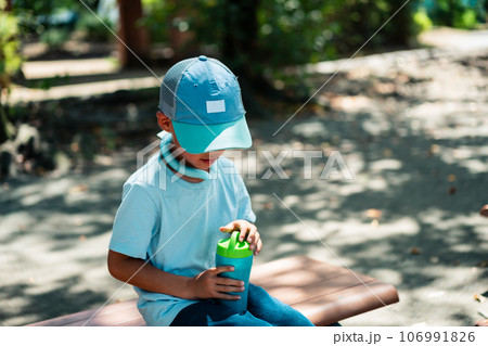 7 years old 7 years old 106991826