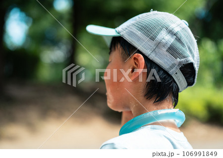7 years old 106991849