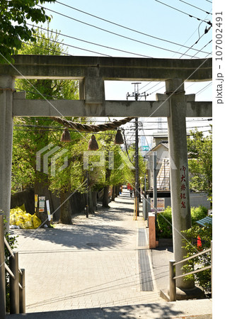 川口散歩:鳩ヶ谷氷川神社 二之鳥居 川口市鳩ケ谷本町 川口散歩:鳩ヶ谷氷川神社 二之鳥居 川口市鳩ケ谷本町 107002491