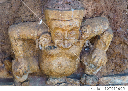 世界遺産・古代都市シーテープ遺跡のレリーフ(タイ・ペッチャブーン県) 世界遺産・古代都市シーテープ遺跡のレリーフ(タイ・ペッチャブーン県) 107011006