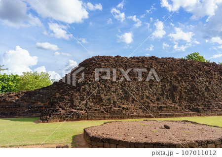世界遺産・古代都市シーテープ遺跡(タイ・ペッチャブーン県) 世界遺産・古代都市シーテープ遺跡(タイ・ペッチャブーン県) 107011012