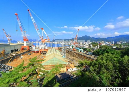 【広島県】歴史の見える丘から見た（戦艦大和の建造ドック） 107012947