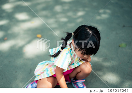 5 years old 5 years old 107017045