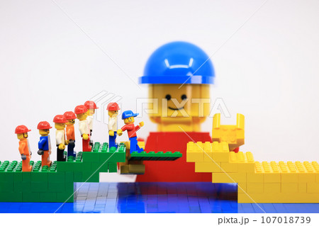 the giant help the people to cross the bridge the giant help the people to cross the bridge 107018739