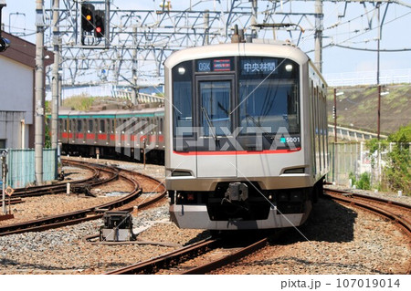 【東急】5000系(東武スカイツリーライン:鐘ヶ淵駅) 【東急】5000系(東武スカイツリーライン:鐘ヶ淵駅) 107019014