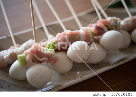 串揚げ用食材（うずらの卵とアスパラ豚バラ巻き） 107020103
