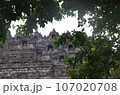海外旅行、インドネシアの仏教寺院　ボロブドゥール 107020708