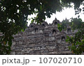 海外旅行、インドネシアの仏教寺院　ボロブドゥール 107020710