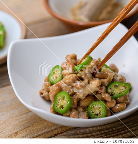 オクラ納豆 おくら料理の定番 おくら納豆 とろとろ おいしい オクラ （ 夏野菜の定番 おくら ）納 107021055