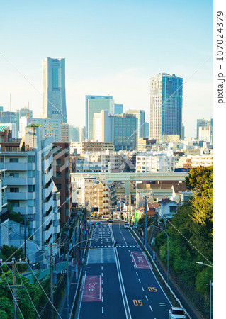 打越橋からのみなとみらい 107024379
