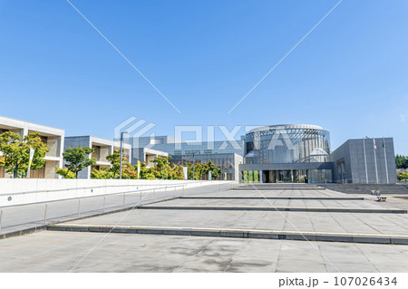 宮城県多賀城市　快晴の東北歴史博物館 107026434