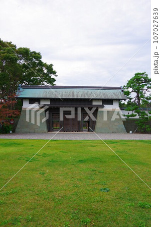 北海道松前町　松前城　本丸御門 107027639