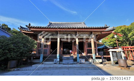 四国八十八箇所第八十四番札所・屋島寺・本堂(香川県高松市) 四国八十八箇所第八十四番札所・屋島寺・本堂(香川県高松市) 107031437