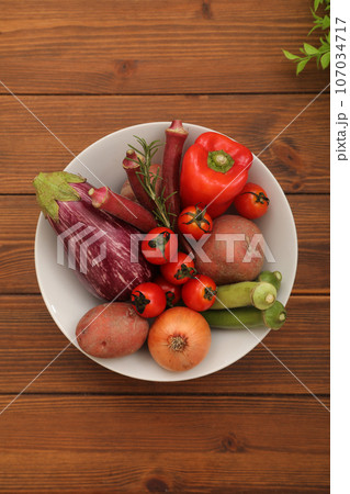 野菜盛り合わせ 野菜盛り合わせ 107034717