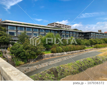 京都市の高級ホテル　ザ・リッツ・カールトン京都の建物外観 107036372