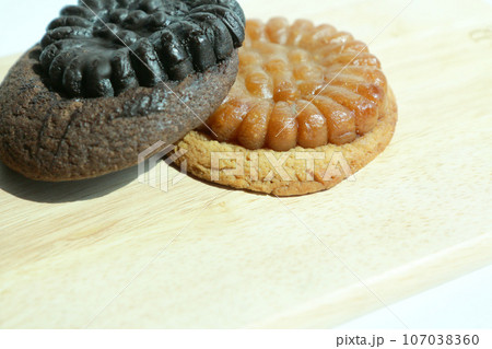 薬菓クッキー（チョコ＆プレーン）（韓国） 107038360